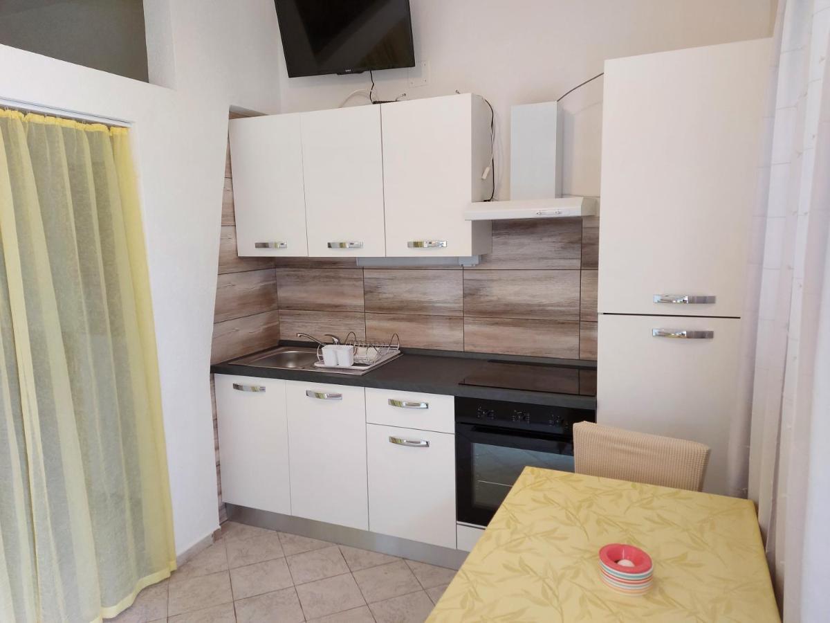 Apartments & Rooms Nensi Baska  Ngoại thất bức ảnh