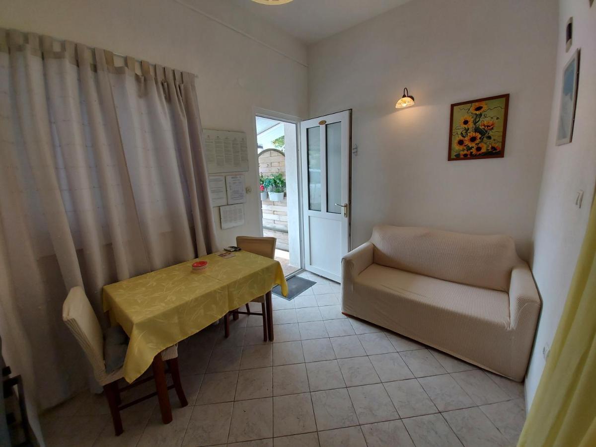 Apartments & Rooms Nensi Baska  Ngoại thất bức ảnh