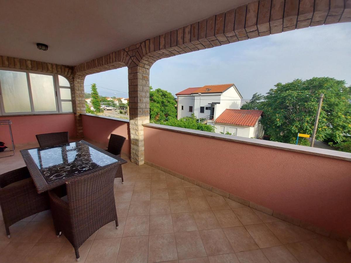 Apartments & Rooms Nensi Baska  Ngoại thất bức ảnh